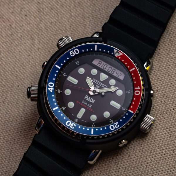 Seiko Prospex 'Arnie' PADI Predator 'Pepsi' 'Tuna' Solar Black Dial Silicone Strap Diver's Men's Watch SNJ027P1 - Image 5