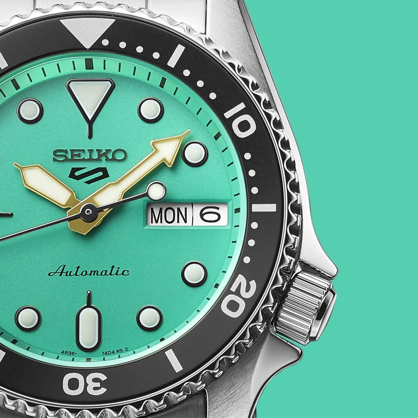 Seiko 5 Sports SKX "Midi" Reissue Teal Dial Steel Bracelet 38mm Watch ...