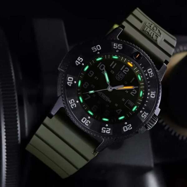 Luminox Sea Original Navy Seal 3000 Evo Series Green Dial Men's Watch XS.3013.EVO.S - Image 8