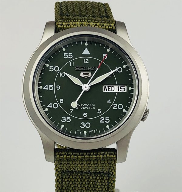 Seiko 5 Automatic Green Dial Green NATO Nylon Strap Men's Watch SNK805K2 - Image 5