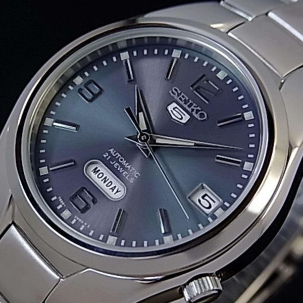 Seiko 5 Automatic Grey Dial Silver Stainless Steel Men's Watch SNK621K1 - Image 3